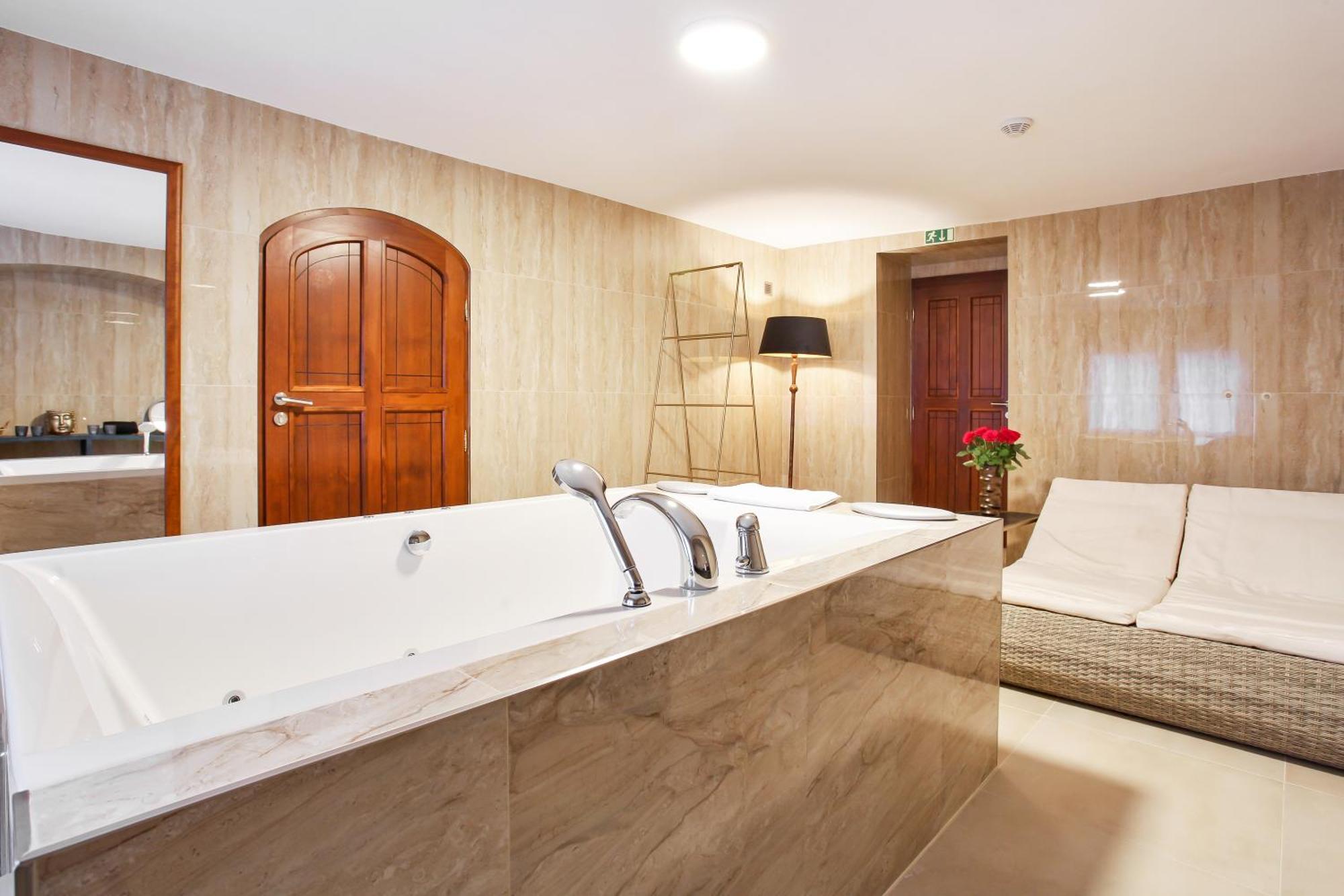 Castle Hotel & Wellness Poděbrady Kültér fotó